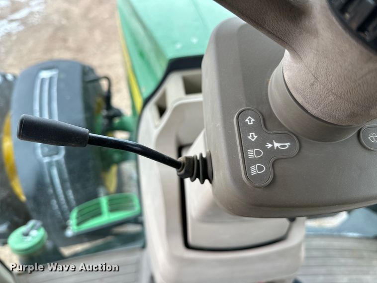 image for item DG4329 2013 John Deere 8335R MFWD tractor