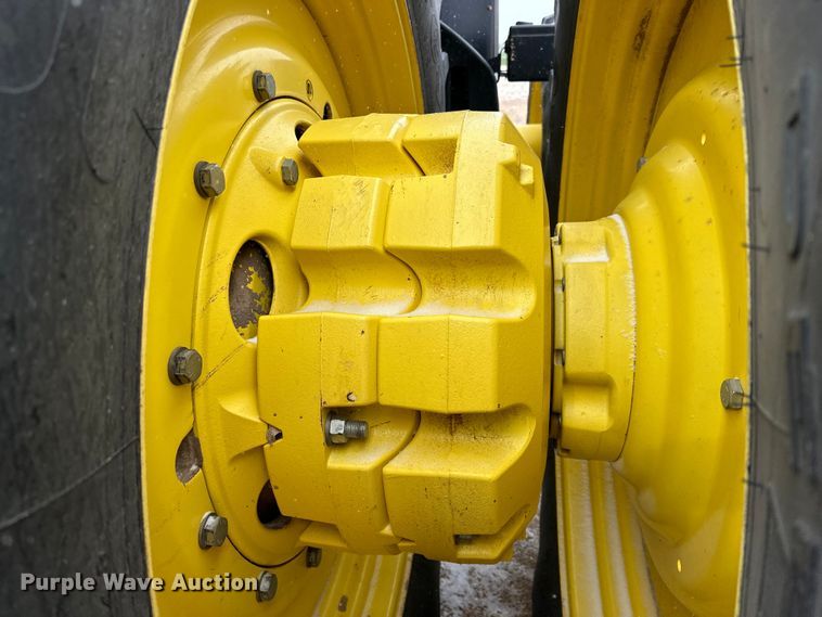 image for item DG4329 2013 John Deere 8335R MFWD tractor