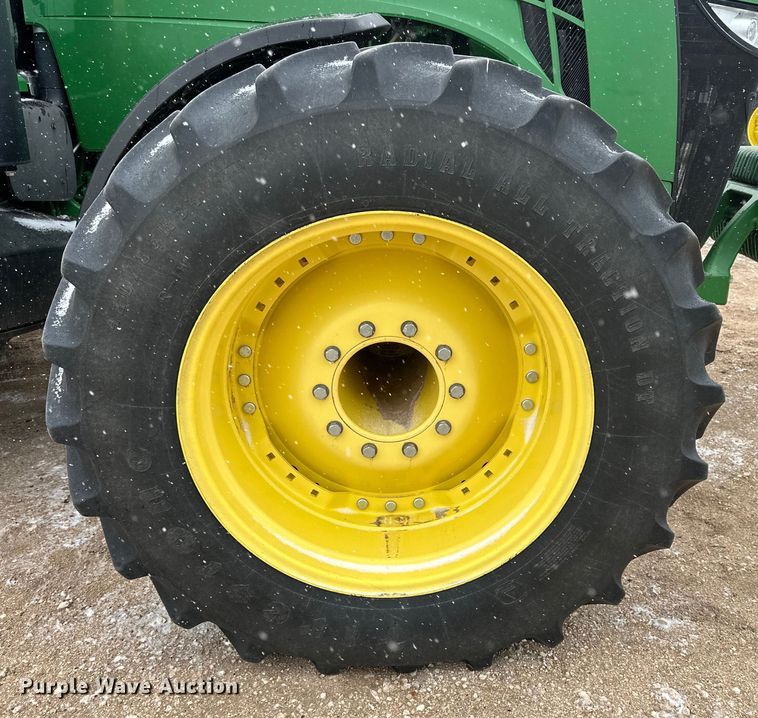 image for item DG4329 2013 John Deere 8335R MFWD tractor