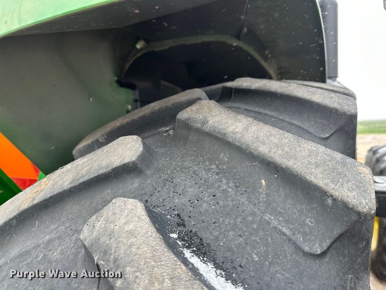 image for item DG4329 2013 John Deere 8335R MFWD tractor