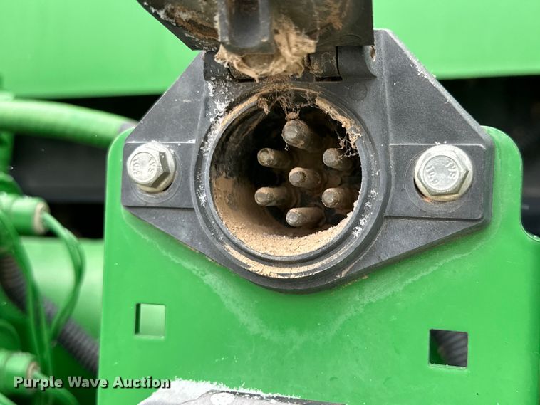 image for item DG4330 2007 John Deere 8330 MFWD tractor