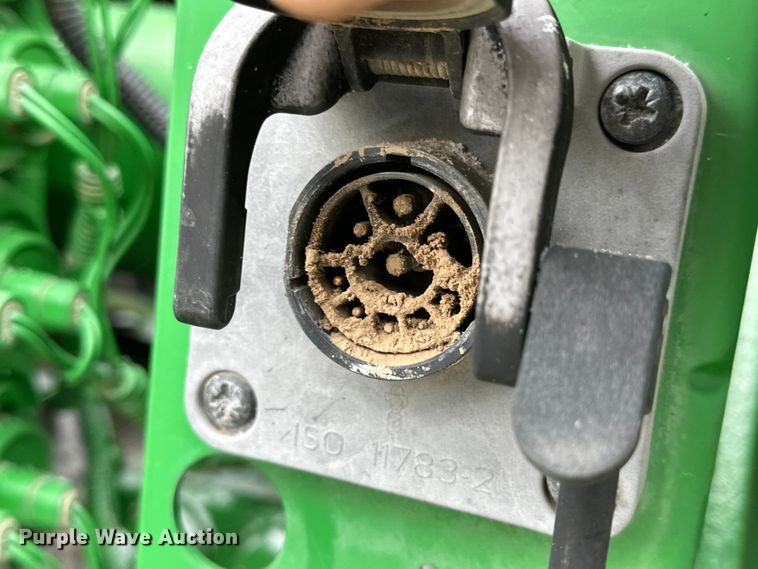 image for item DG4330 2007 John Deere 8330 MFWD tractor