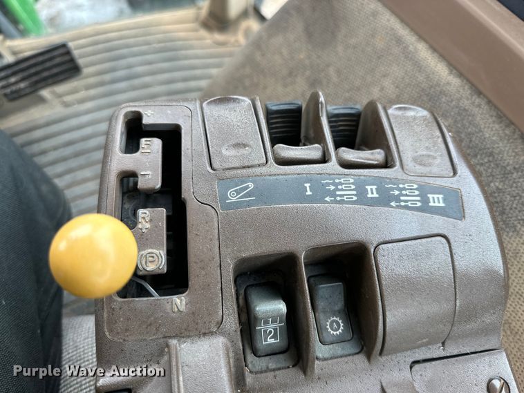 image for item DG4330 2007 John Deere 8330 MFWD tractor