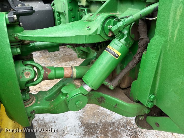 image for item DG4330 2007 John Deere 8330 MFWD tractor