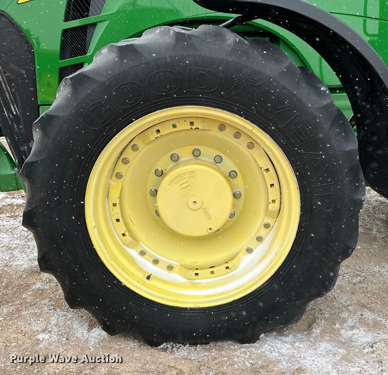 image for item DG4330 2007 John Deere 8330 MFWD tractor