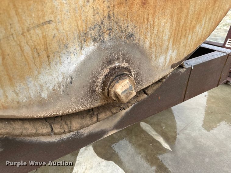 image for item DG4331 Shop built tank trailer