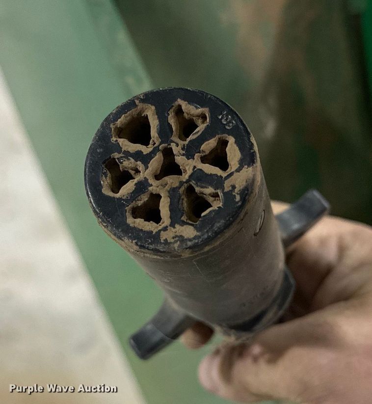 image for item DG4334 2011 Great Plains 3S-4000HD-6375 grain drill