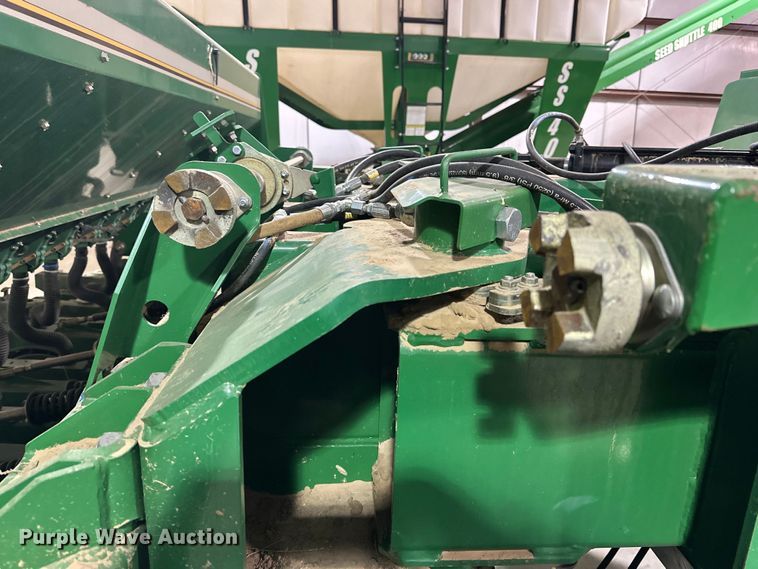 image for item DG4334 2011 Great Plains 3S-4000HD-6375 grain drill