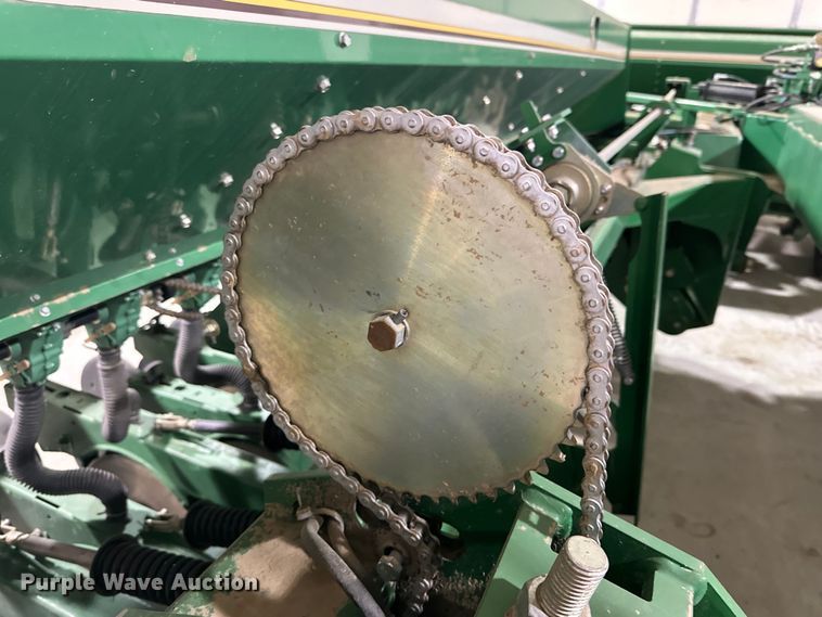 image for item DG4334 2011 Great Plains 3S-4000HD-6375 grain drill