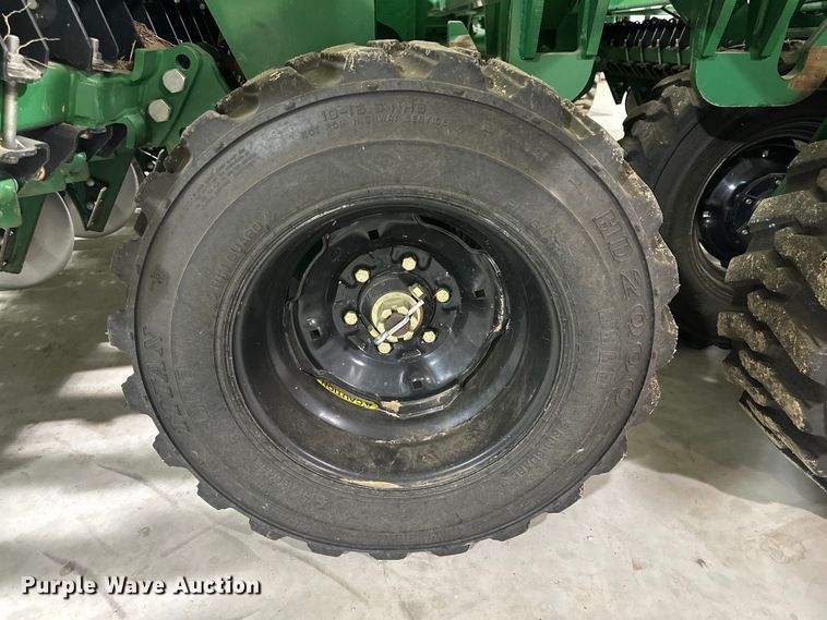 image for item DG4334 2011 Great Plains 3S-4000HD-6375 grain drill