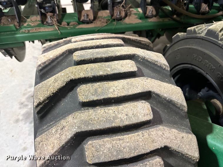 image for item DG4334 2011 Great Plains 3S-4000HD-6375 grain drill