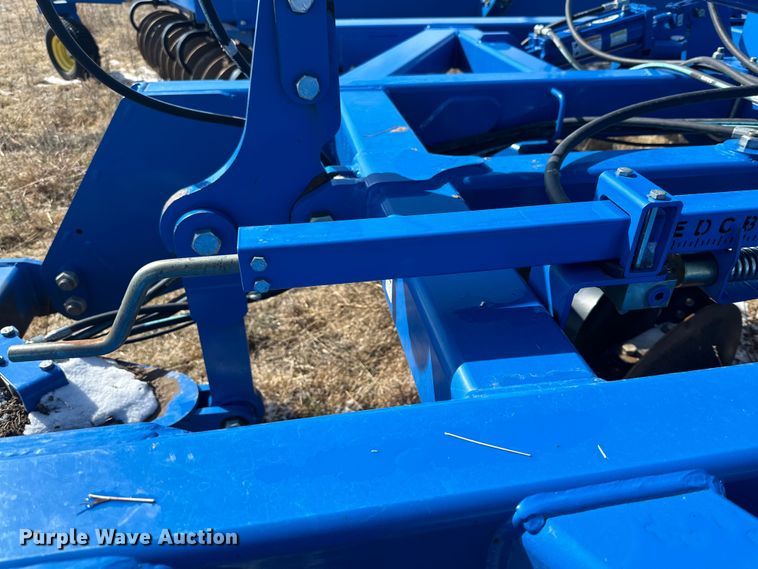 image for item DG4335 2020 Landoll 6231-36 double off-set disk