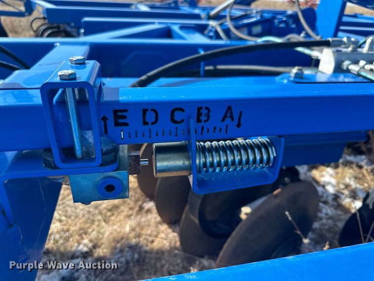 image for item DG4335 2020 Landoll 6231-36 double off-set disk