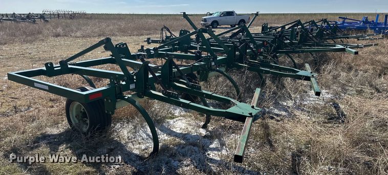 image for item DG4336 Quinstar FM chisel