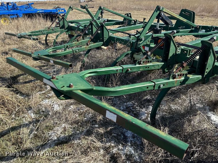 image for item DG4336 Quinstar FM chisel