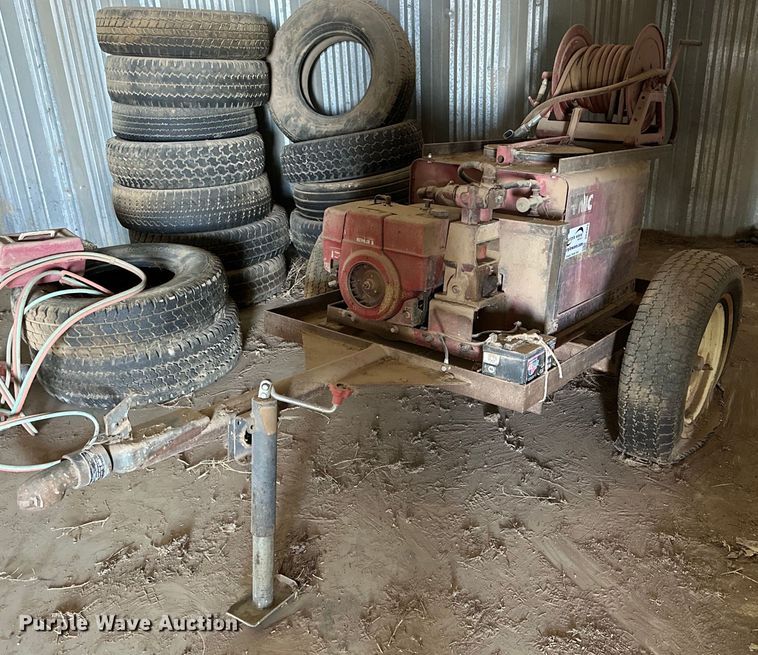 image for item DG4363 John Bean sprayer trailer