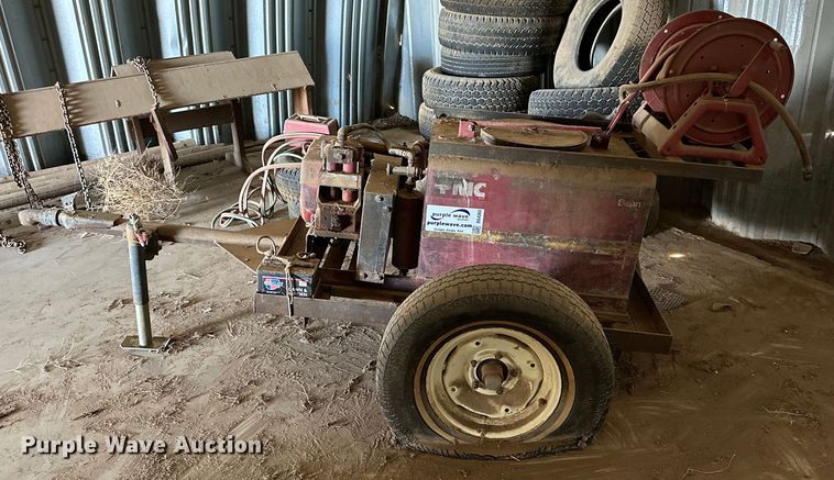 image for item DG4363 John Bean sprayer trailer