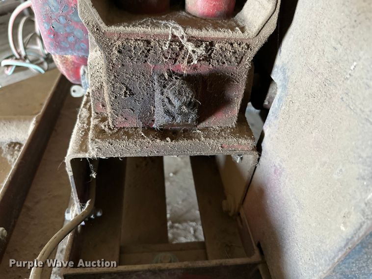 image for item DG4363 John Bean sprayer trailer