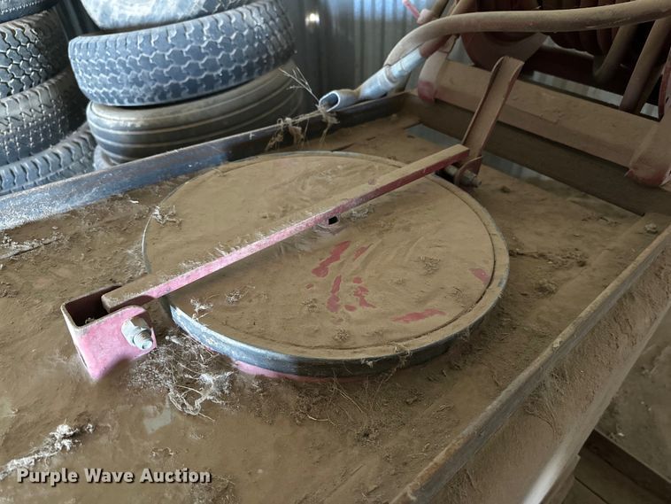 image for item DG4363 John Bean sprayer trailer