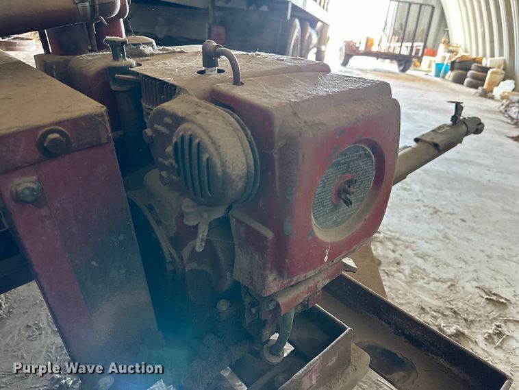 image for item DG4363 John Bean sprayer trailer