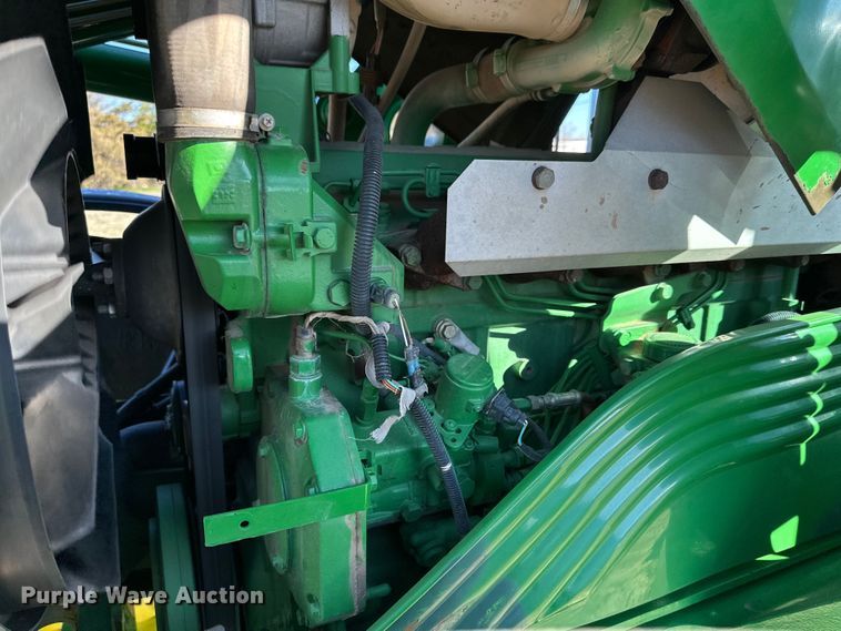 image for item DK6515 2003 John Deere 7220 MFWD tractor