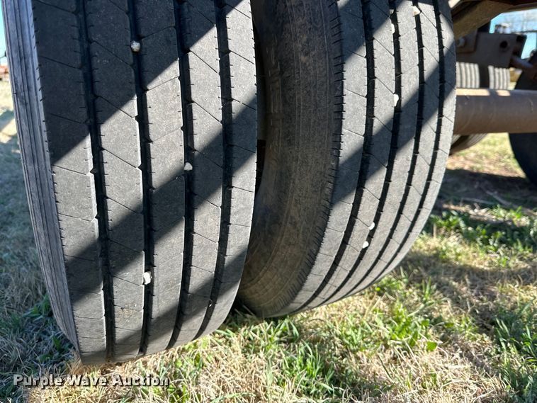 image for item DK6516 2007 Cliffs Welding hay bale trailer