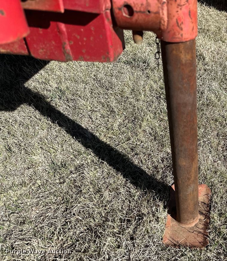 image for item DK6517 Strong Hold 1100 squeeze chute