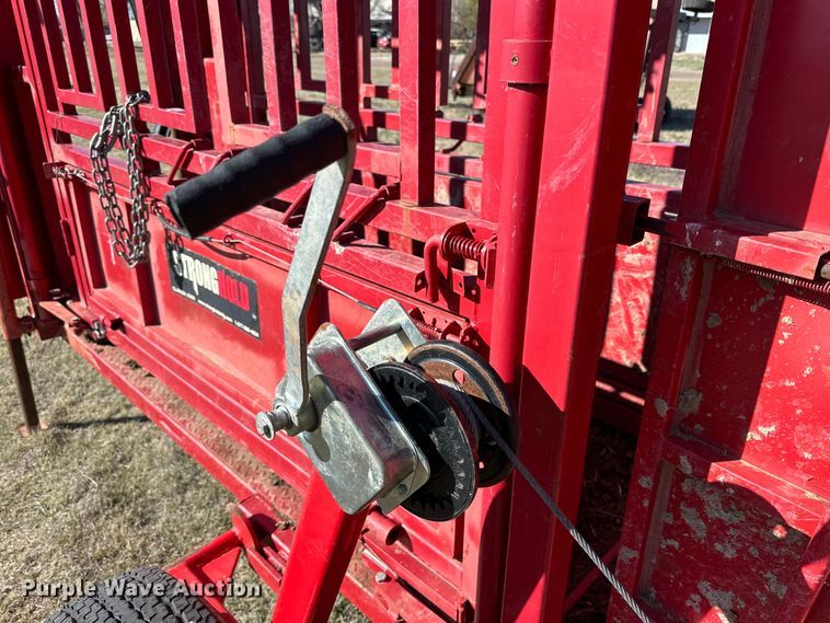 image for item DK6517 Strong Hold 1100 squeeze chute