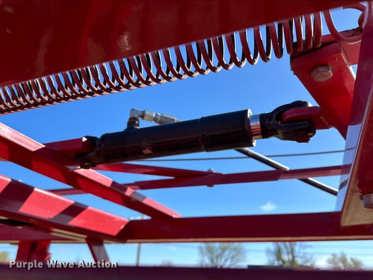 image for item DK6517 Strong Hold 1100 squeeze chute