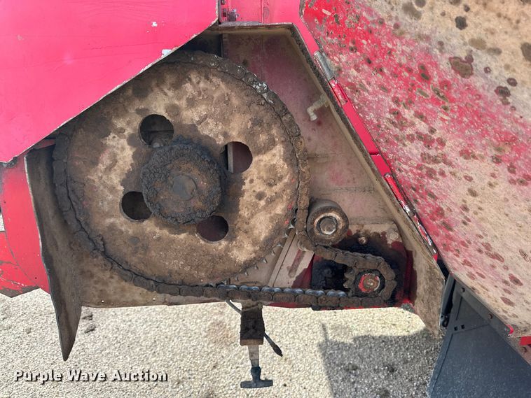 image for item DK6536 1993 Mack CH613 manure spreader truck