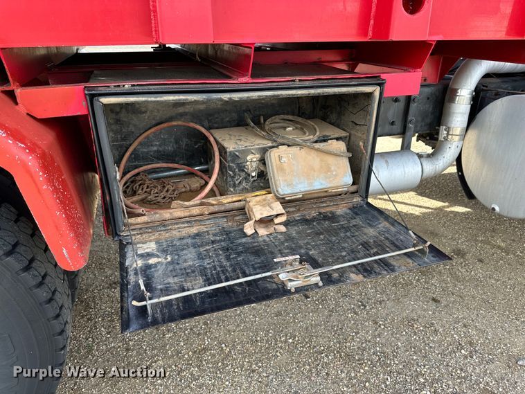 image for item DK6536 1993 Mack CH613 manure spreader truck