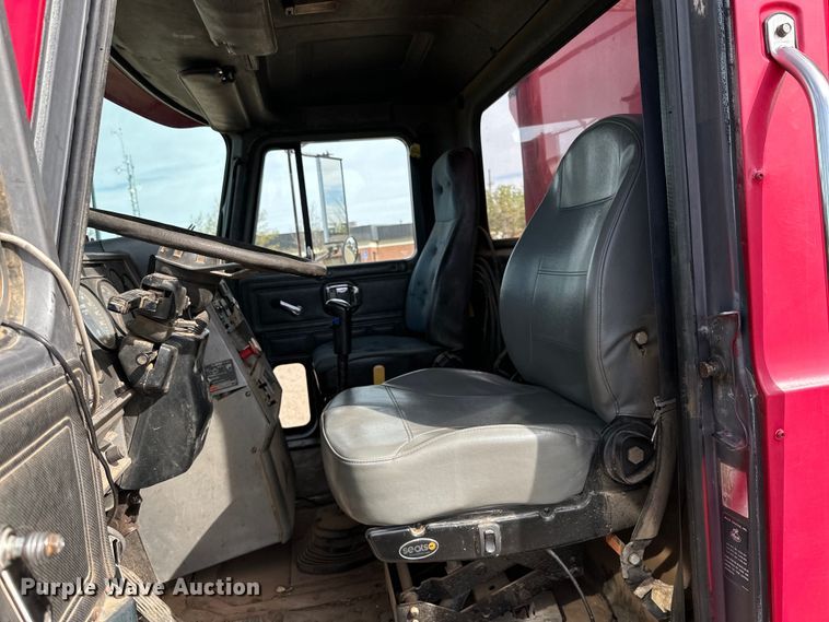 image for item DK6536 1993 Mack CH613 manure spreader truck