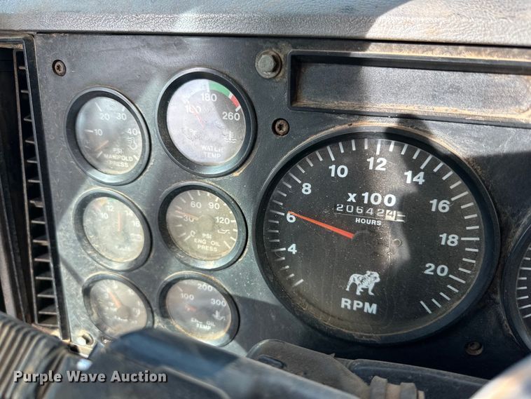 image for item DK6536 1993 Mack CH613 manure spreader truck