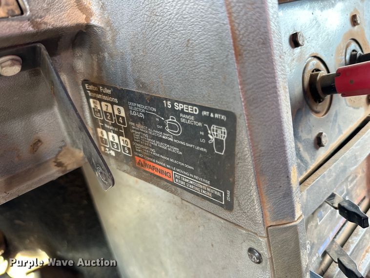 image for item DK6536 1993 Mack CH613 manure spreader truck