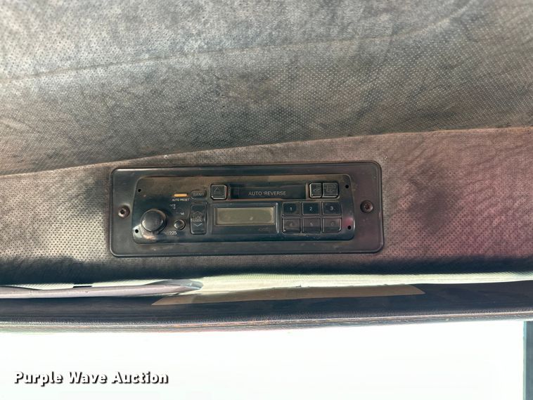 image for item DK6536 1993 Mack CH613 manure spreader truck