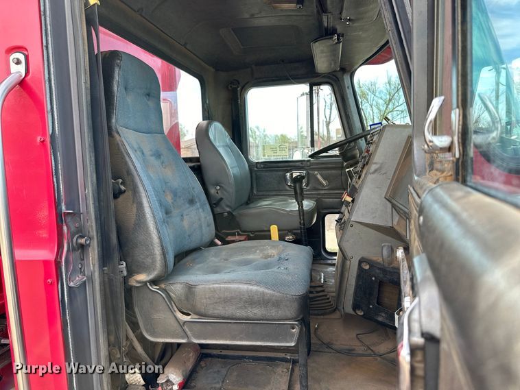 image for item DK6536 1993 Mack CH613 manure spreader truck