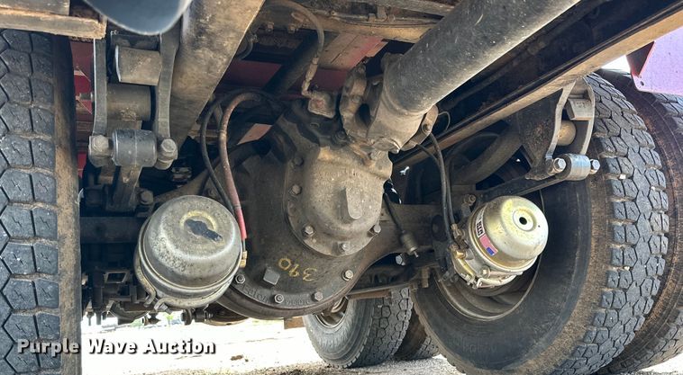 image for item DK6536 1993 Mack CH613 manure spreader truck