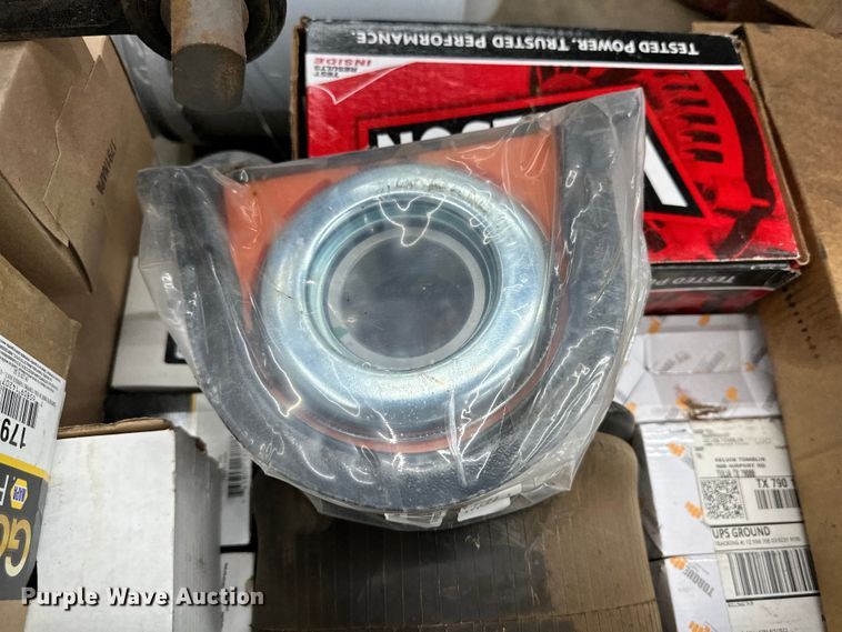 image for item DK6536 1993 Mack CH613 manure spreader truck