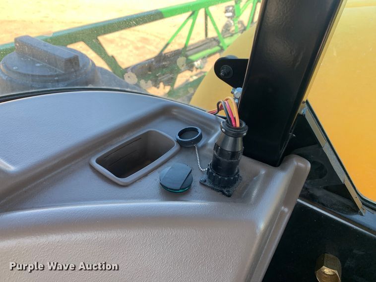 image for item DM7786 2022 John Deere R4023 sprayer