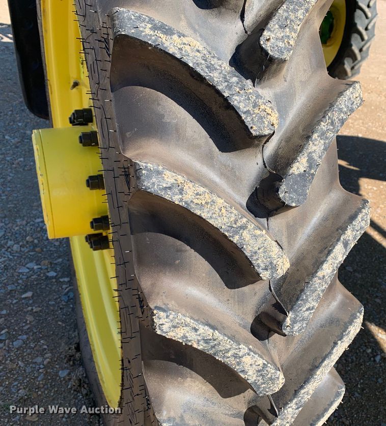 image for item DM7786 2022 John Deere R4023 sprayer