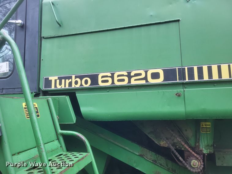 image for item DO4886 1983 John Deere Turbo 6620 RWA combine