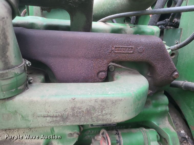 image for item DO4886 1983 John Deere Turbo 6620 RWA combine