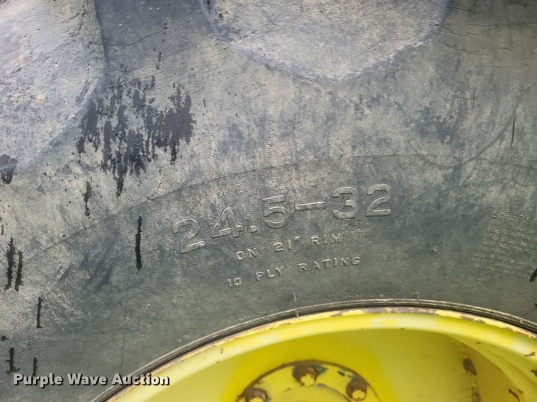 image for item DO4886 1983 John Deere Turbo 6620 RWA combine