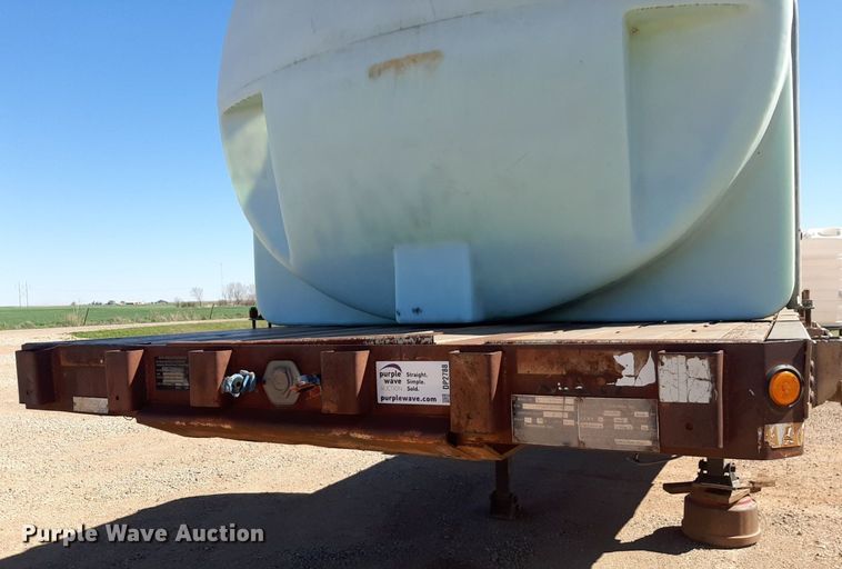 image for item DP2788 1992 Trailmobile F81T-5JA flatbed trailer