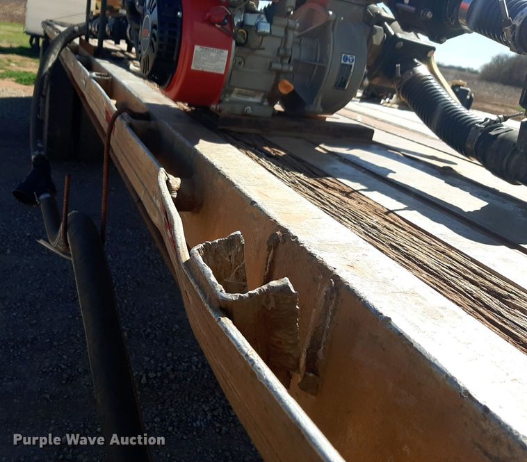 image for item DP2788 1992 Trailmobile F81T-5JA flatbed trailer