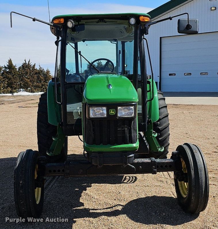 image for item DQ8644 2006 John Deere 5325 tractor