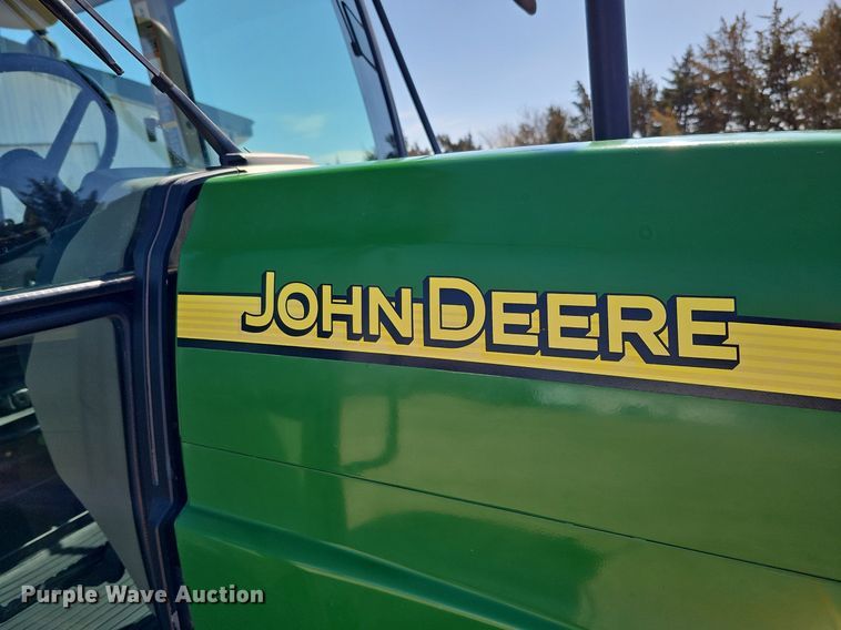 image for item DQ8644 2006 John Deere 5325 tractor