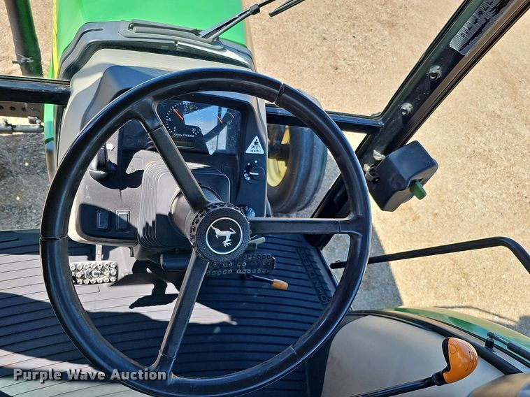 image for item DQ8644 2006 John Deere 5325 tractor