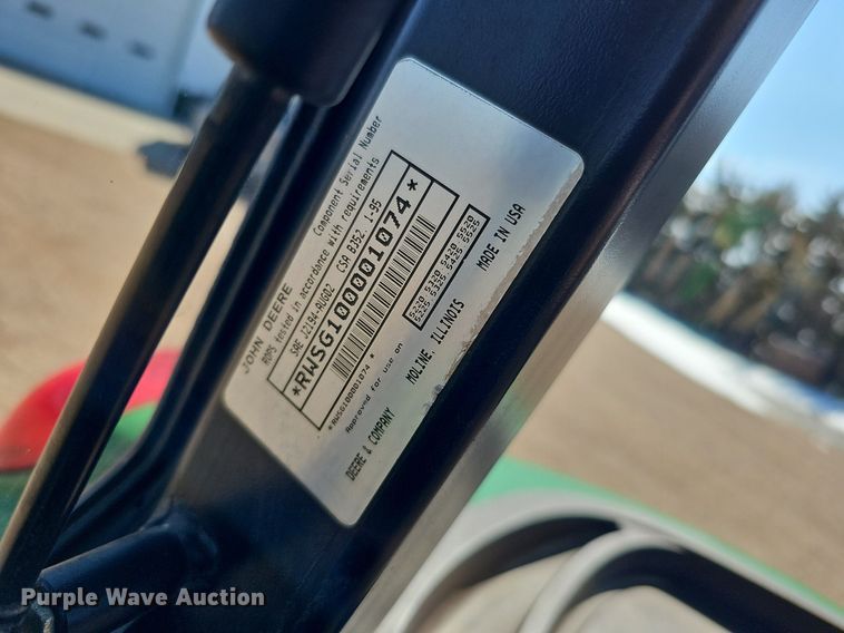 image for item DQ8644 2006 John Deere 5325 tractor