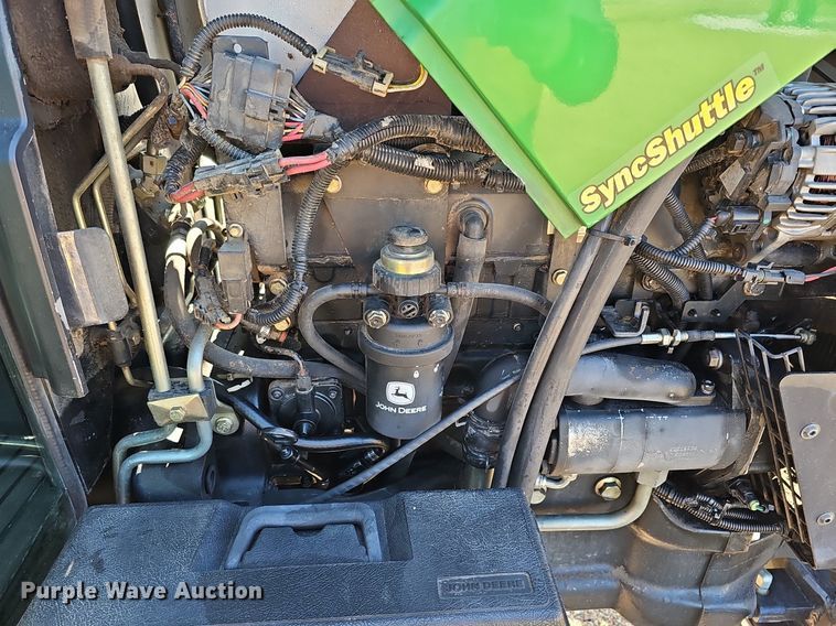 image for item DQ8644 2006 John Deere 5325 tractor